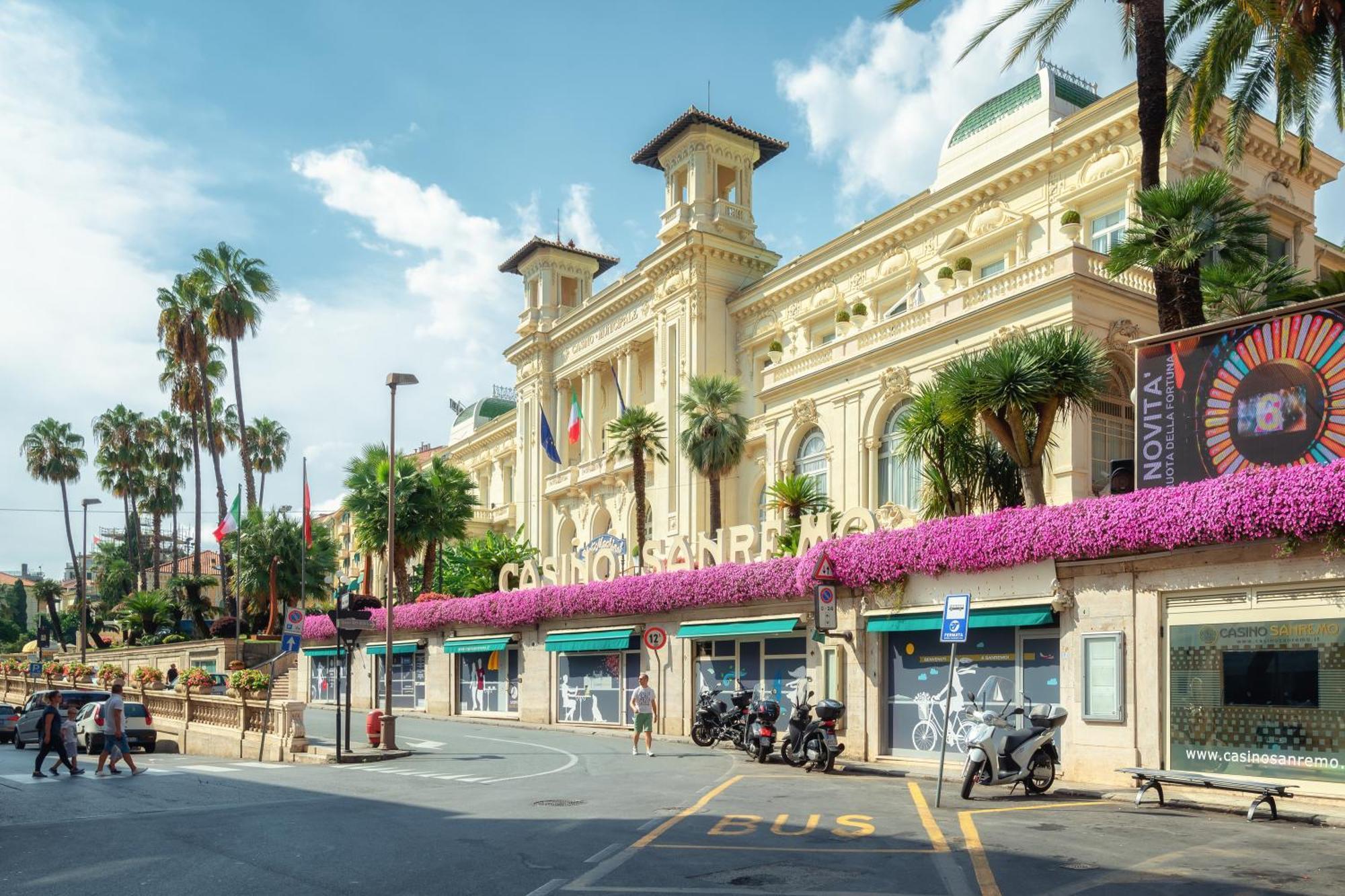 Casa Felice - Happy Rentals Sanremo Exterior photo